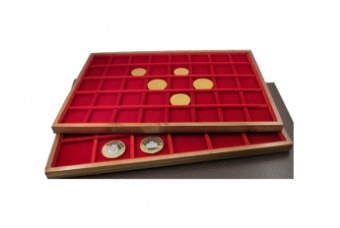 Standart wood tray – red velvet model – 24 squares